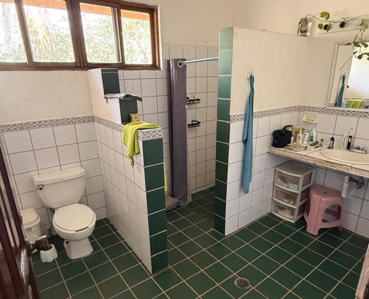 CASA HABITACION CON TERRENO, LAZARO CARDENAS-5