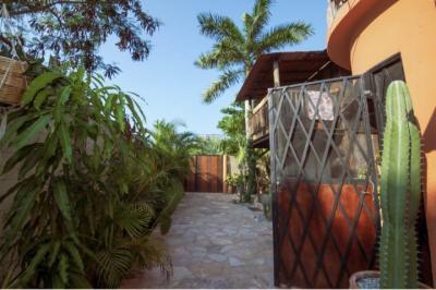 CASA HABITACION, LA BARRA